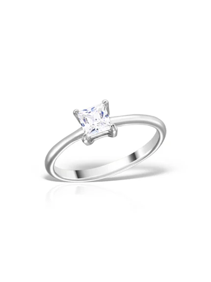 Alege inelul de logodnă Promise din argint 925 cu cubic zirconia, o bijuterie clasică și elegantă, ideală pentru un „DA” plin de emoție. Ambalaj premium!